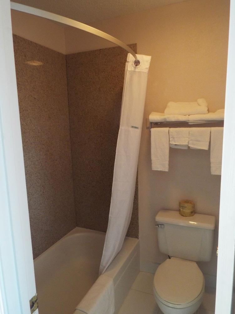 Days Inn By Wyndham Dahlonega University Area מראה חיצוני תמונה