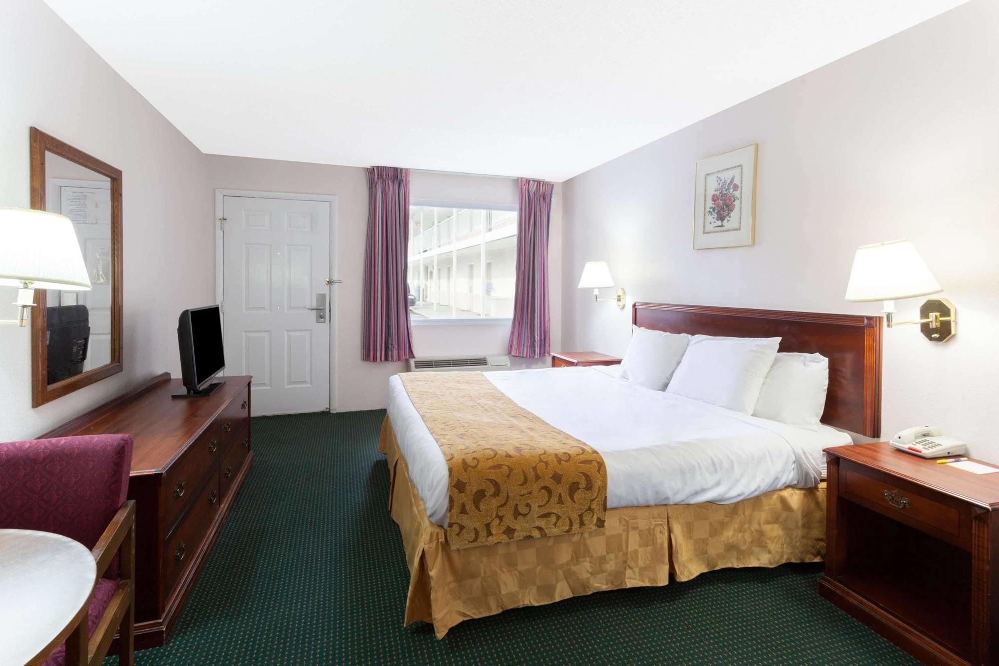 Days Inn By Wyndham Dahlonega University Area מראה חיצוני תמונה